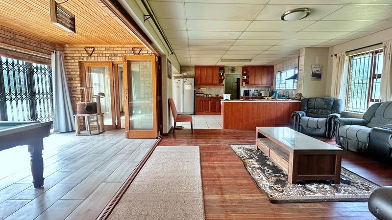 7 Bedroom Property for Sale in Dassenberg Western Cape